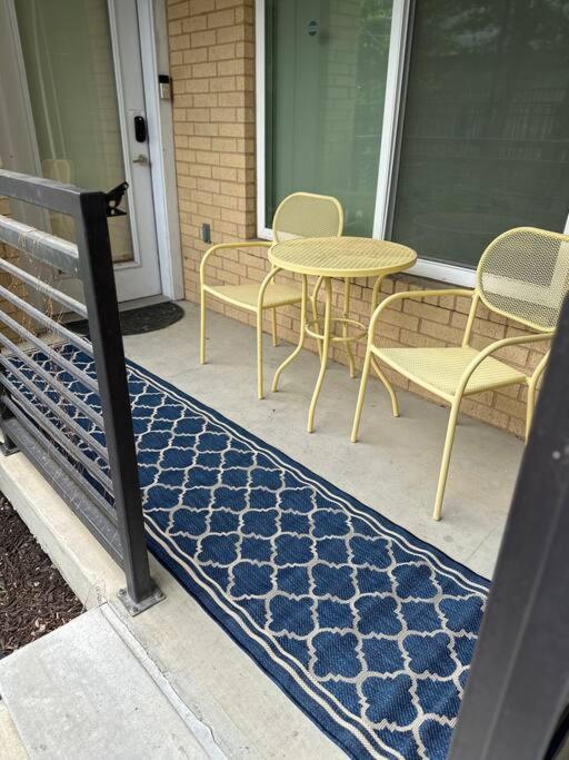 Beautiful Riverwalk Apt With Full Amenities, King Bed & Free Parking San Antonio Exteriör bild